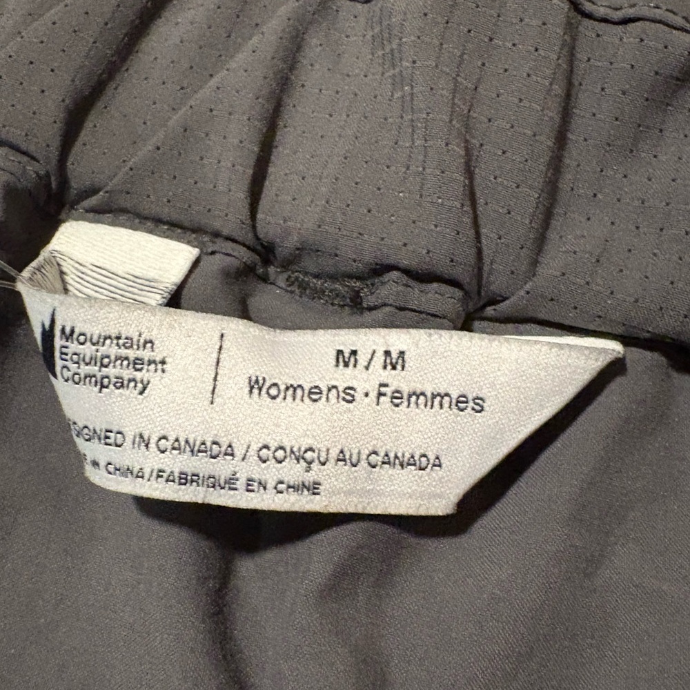 Women's Gray MEC Shorts - Picture 4 of 6